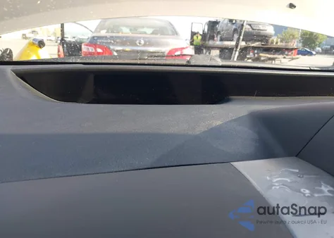 2004 Toyota Prius from USA, damaged, VIN JTDKB20U040012155